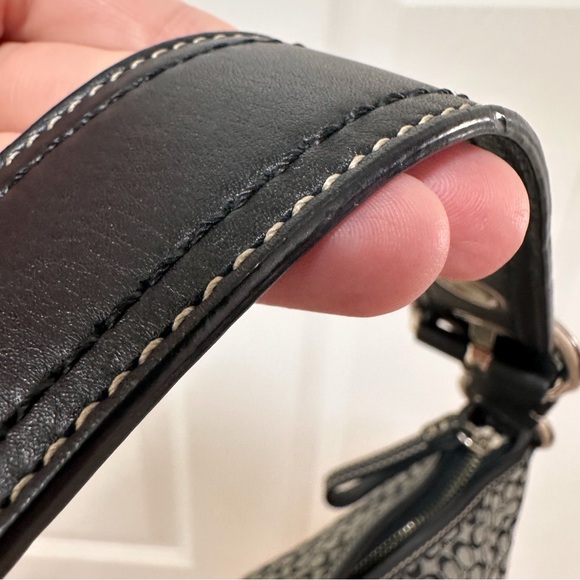 Coach Soho Signature Jacquard Hobo Black Leather Trim Vintage Y2K - Picture 7 of 10